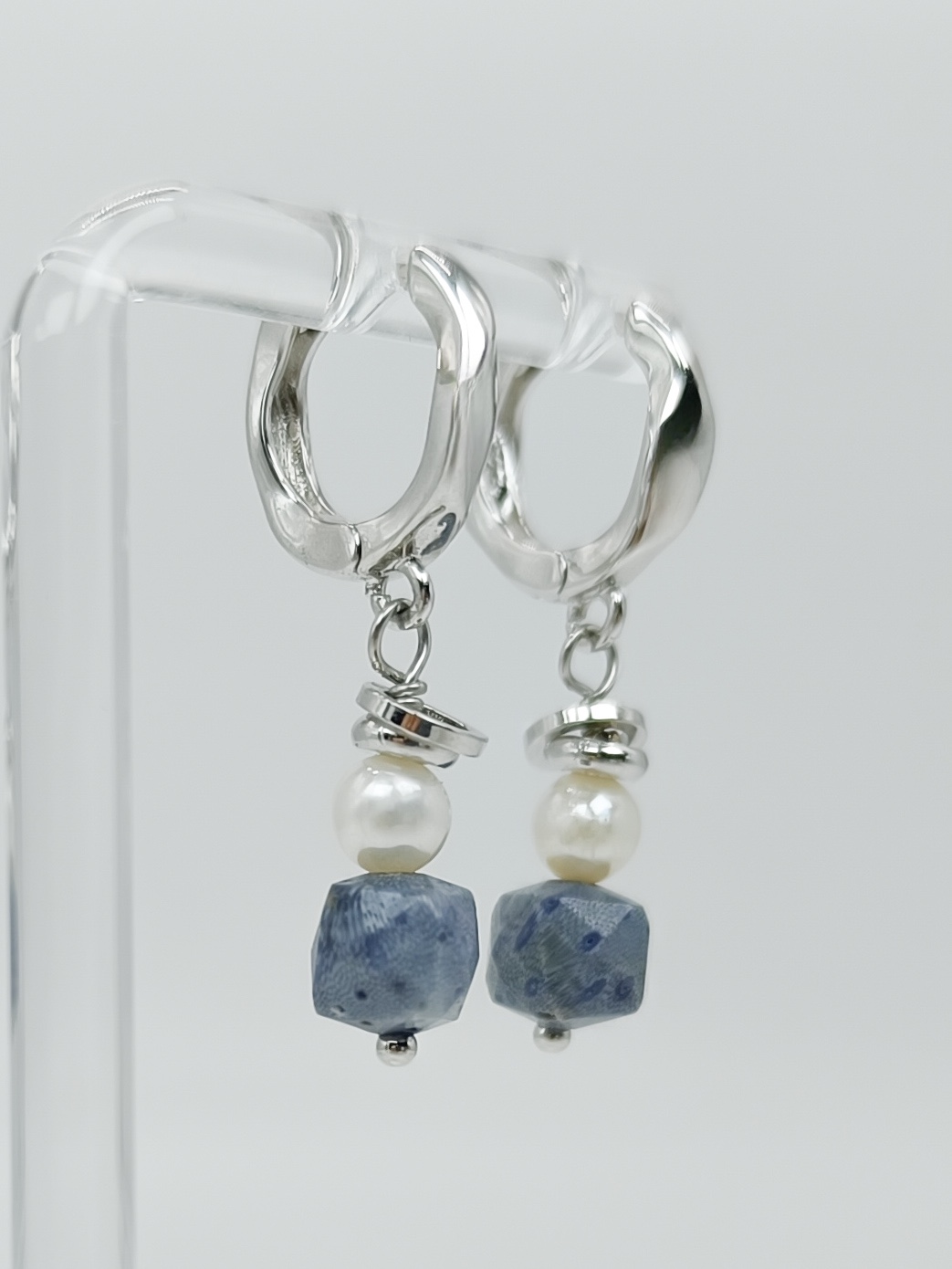 Серьги из коралла и жемчуга (родирование)