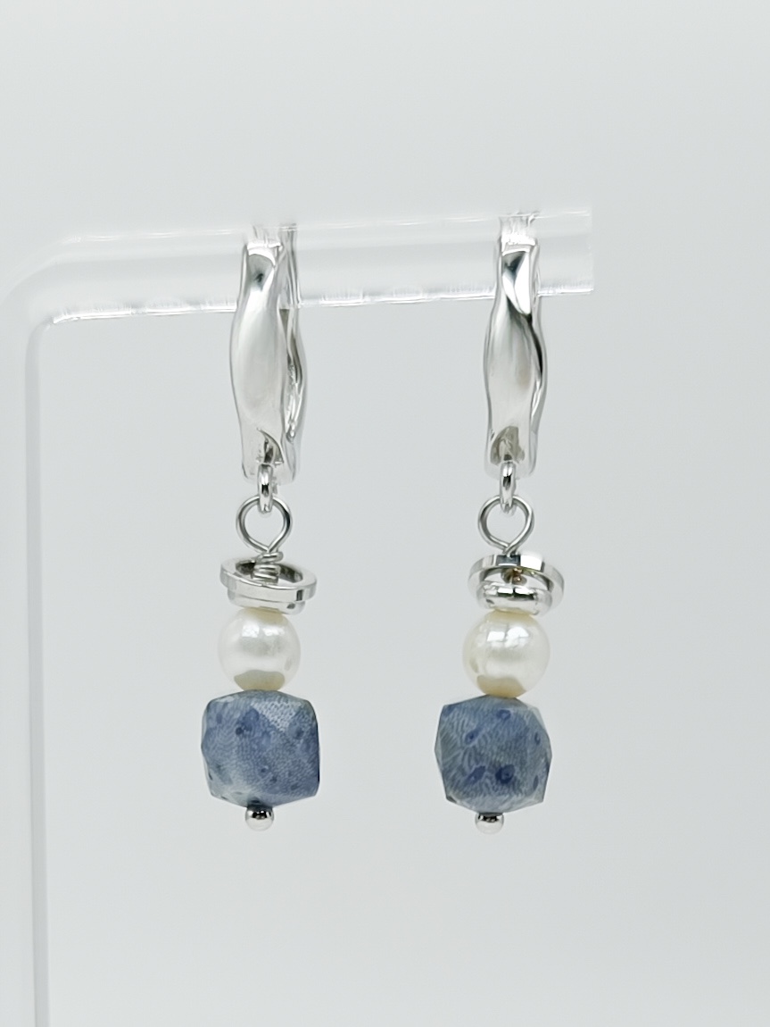 Серьги из коралла и жемчуга (родирование)